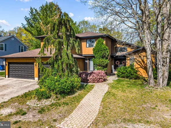 14 Bunning Dr, Voorhees, NJ 08043