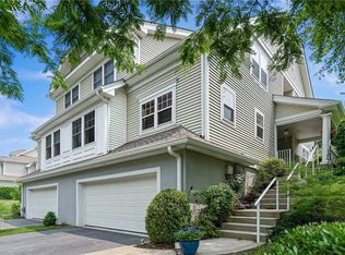 157 Underhill Ln, Peekskill, NY 10566