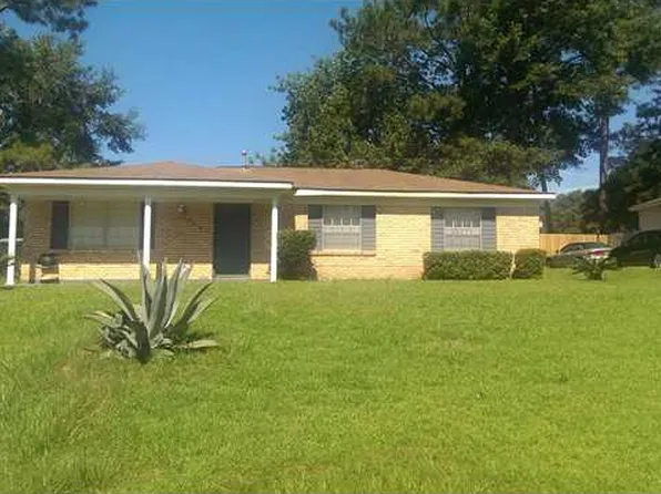 1618 Catalina Dr, Mobile, AL 36609