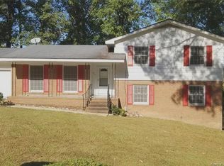 627 Edgehill Rd, Fayetteville, NC 28314