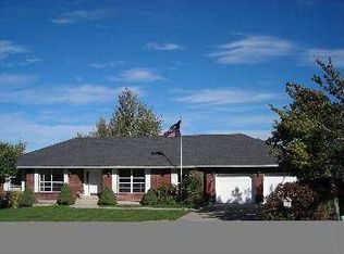 1275 E Golf Course Cir, Bountiful, UT 84010