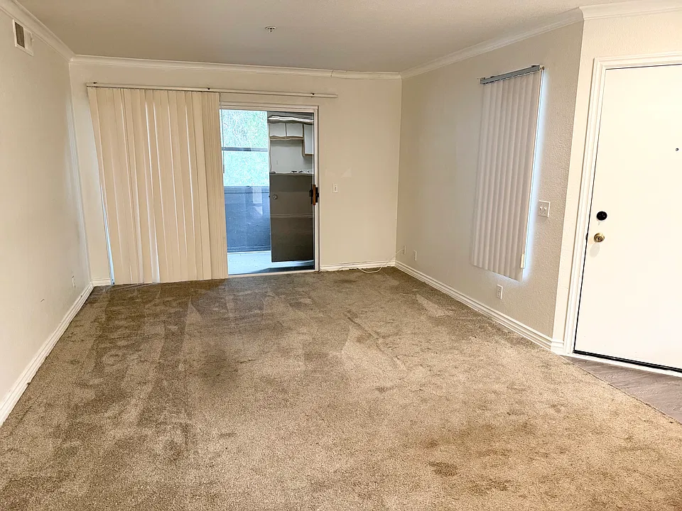 2800 Keller Dr #158