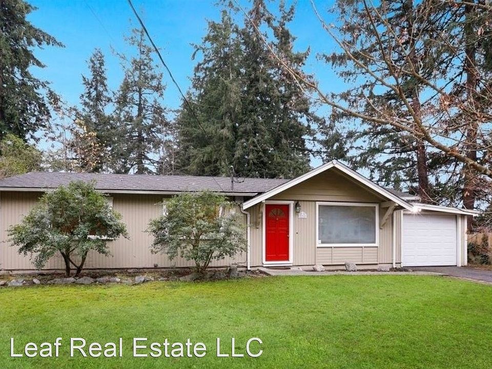 1st image of 2212 208th Pl SW