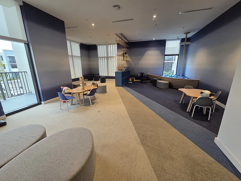 670 W 70th Pl #B1 — Photo 30