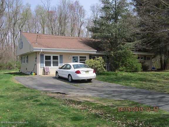 2nd image of 10 Pine Dr