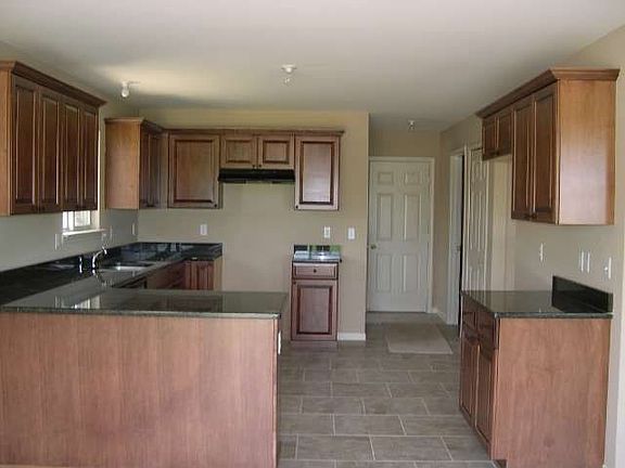 3rd image of 55549 Snead Dr