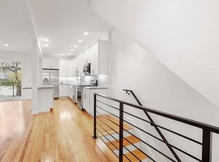 221 I St #2, Boston, MA 02127