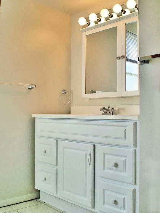 bath vanity