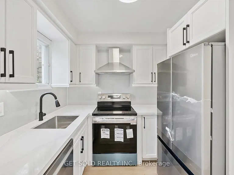 232 Kozlov St — Photo 10