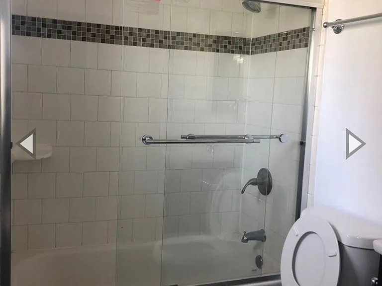 125.5 N Doheny Dr #306 — Photo 4