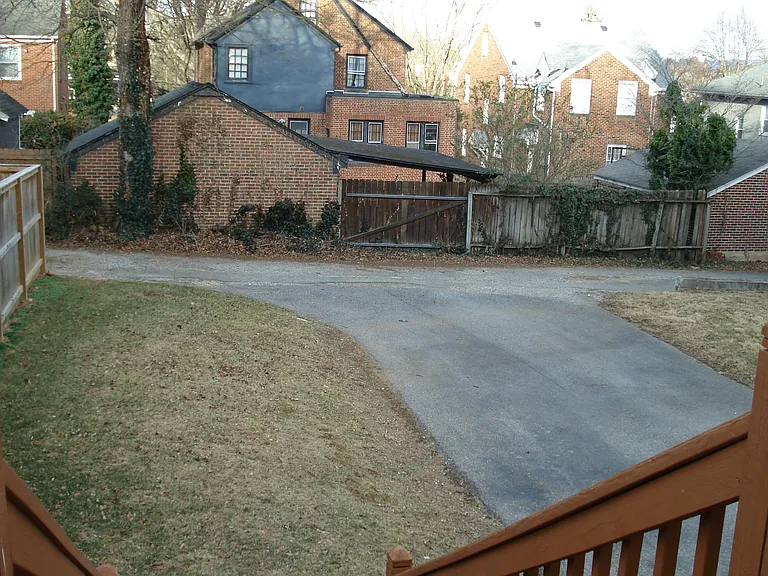 2427 Stanley Ave SE #A — Photo 16