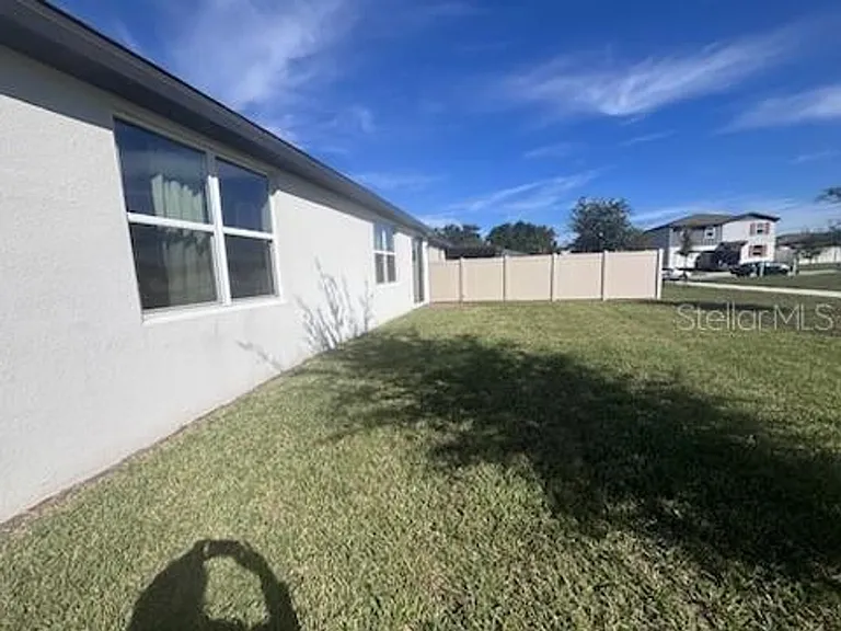 384 Guadlupe St — Photo 12