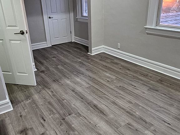 5th image of 73 Mounthaven Dr