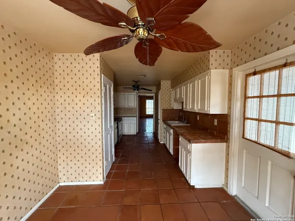 7926 Broadway #102, San Antonio, TX 78209