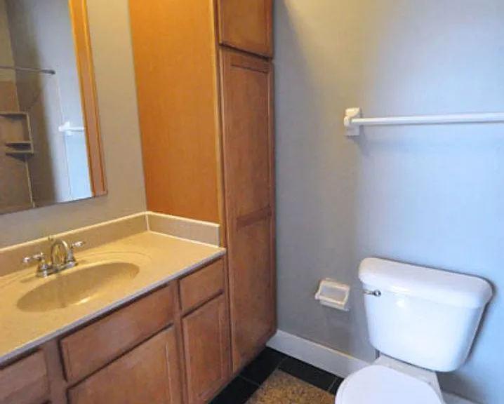 495 S Lazelle St — Photo 14