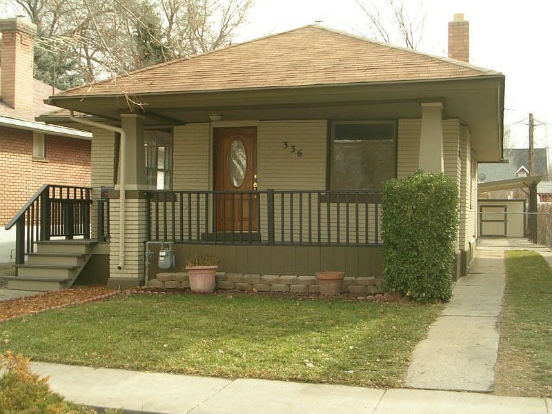 1st image of 336 E Hampton Ave
