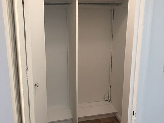 4th image of 330 E 46th St APT 6C