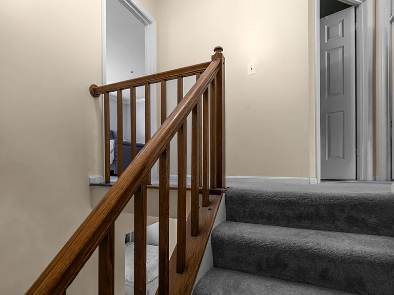 Governor Sprigg Pl — Photo 15