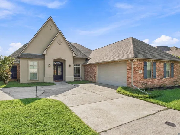 30889 Creek Valley Dr, Denham Springs, LA 70726