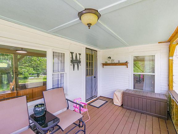5th image of 275 Newburgh Road