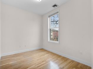 196 W Broadway #2, Boston, MA 02127