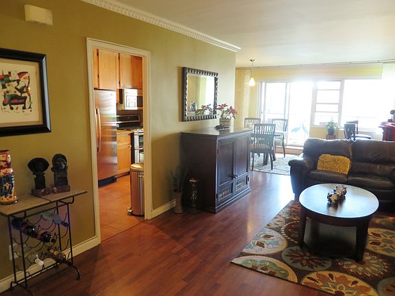 2nd image of 300 Martine Ave APT 3B