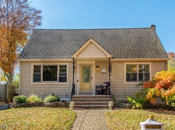 7 Greenwood Ave, Wanaque Boro, NJ 07420