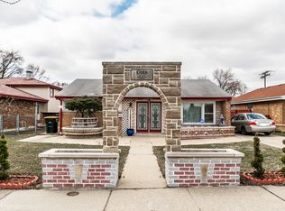 17018 Burnham Ave, Lansing, IL