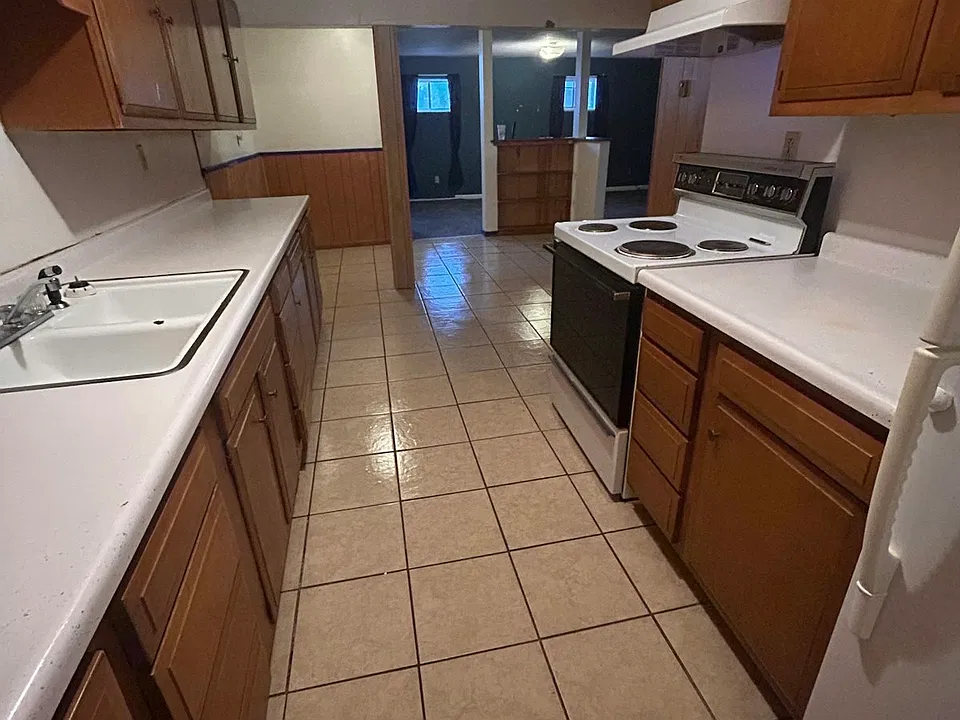 524 Neosho St #6