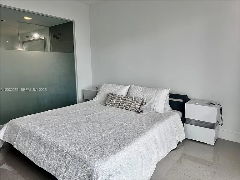 92 SW 3rd St #4111 — Photo 9