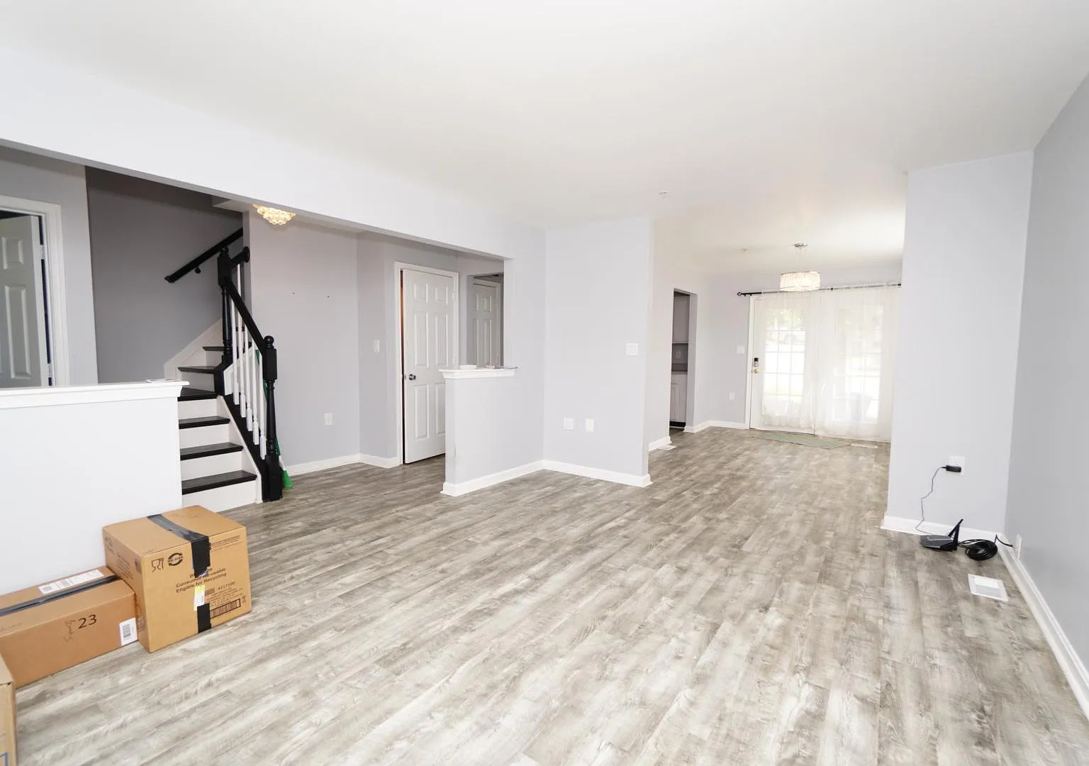 3 bed, 2.5 bath, 1400 sqft, $2,150 — Photo 3