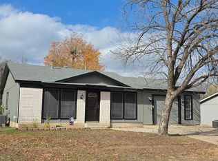 1108 Green Downs Dr, Round Rock, TX 78664