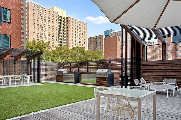 Rented by Corcoran | media 23