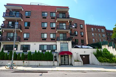 135-46 Grand Central Parkway South Sr