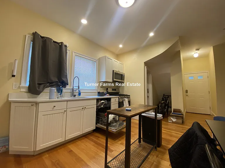 8 Claremon St #1F — Photo 23