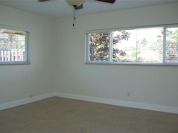 5th image of 4450 NE 18th Ave