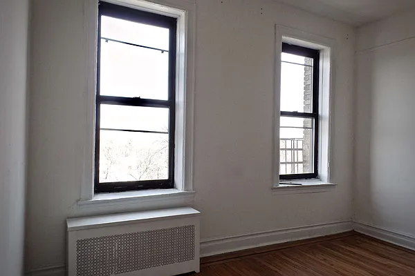 Rented by Albert Attias, LREB | media 16