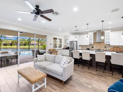 12772 Aviano DR, Naples, FL, 34105