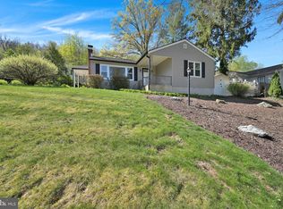 127 Mahantongo Dr, Pottsville, PA 17901