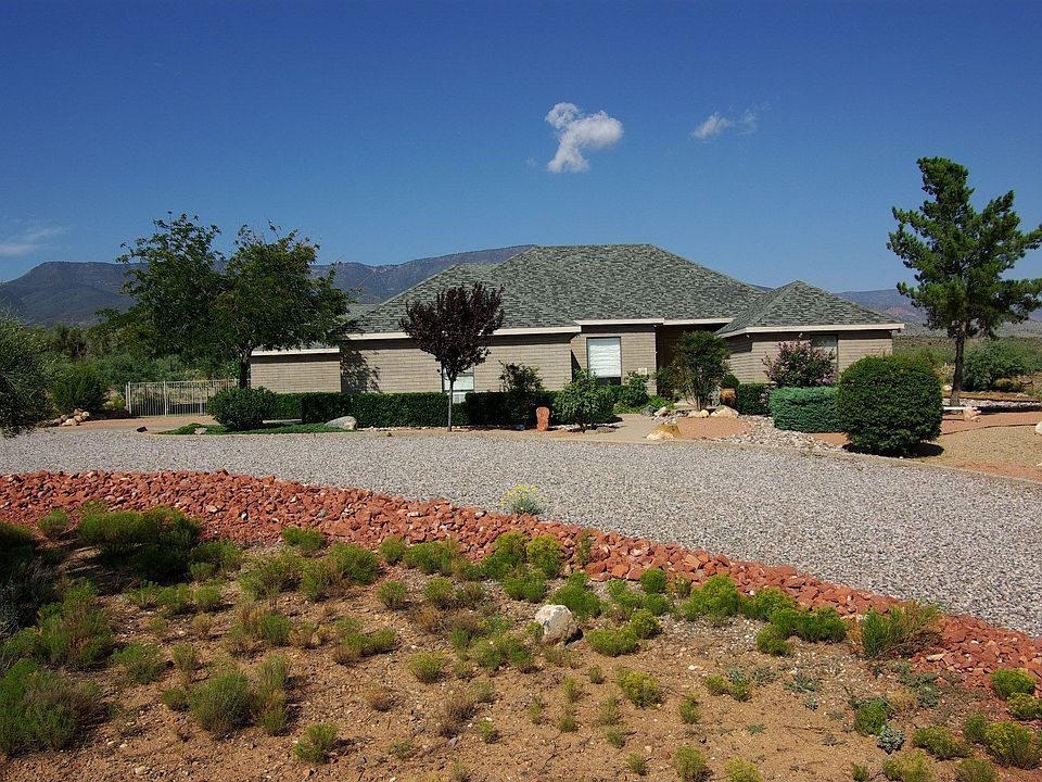 Front, Mountain view to rear