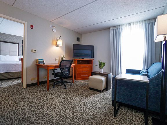 4th image of 10 Westminster Way