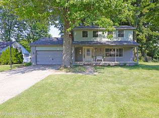 2220 Belle Meade Dr, Davison, MI 48423