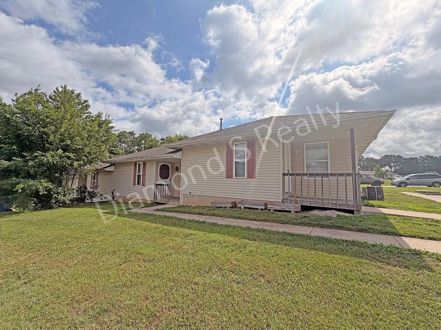 1499 W Rainey Fourplex — Photo 1