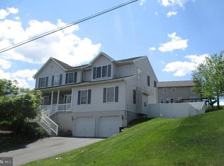 3828 Hilltop Ave, Reading, PA 19605