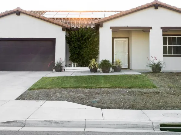 7418 Koyuk River St, Bakersfield, CA 93311