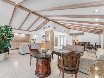 30 Hampshire Lane, Boynton Beach, FL, 33436