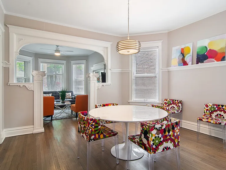 1052 N Leavitt St #2 — Photo 3