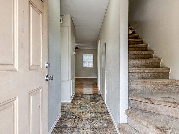3rd image of 3204 S Hill Ln