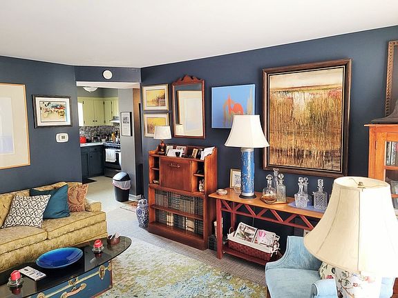 4th image of 5509 W Higgins Rd #3B