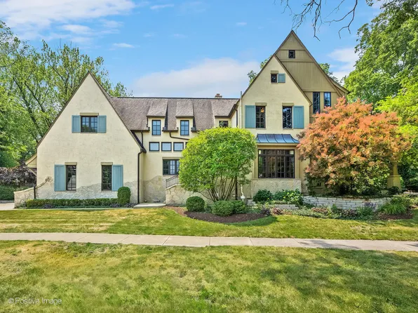 255 Churchill Pl, Clarendon Hills, IL 60514